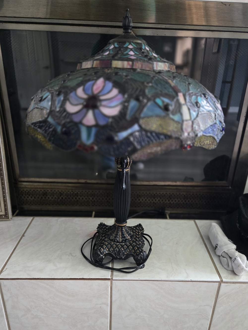 Tiffany-Style Stained Glass Table Lamp - Multicolor Shade, Black Base